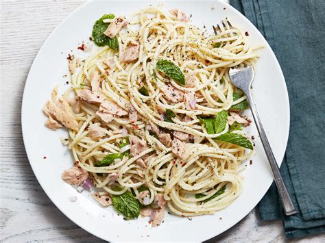 Spaghetti With Tuna Mint Sauce Recipe Food Network Recipes Canned Tuna Recipes Mint Sauce