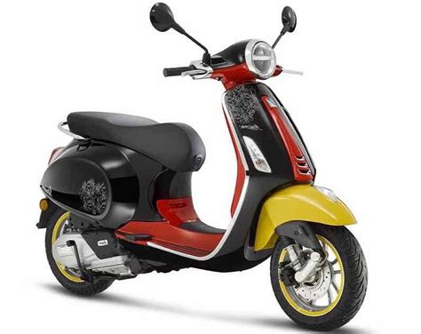 Magasin De Scooters Thermiques Et électriques Vespa Primavera 50