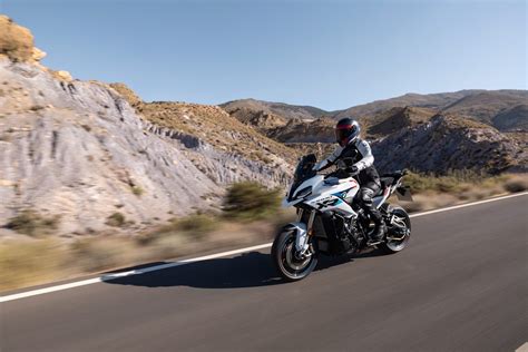 Bmw Motorrad Presenta La Nueva S 1000 Xr Más Potencia Mejoras En Ergonomía Y Refinamientos De