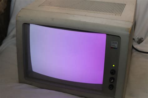 Vintage Ibm Pc Color Display Monitor Model 5153 Collectible Rare 520