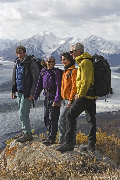 Hiking - Yukon Lake Cabins