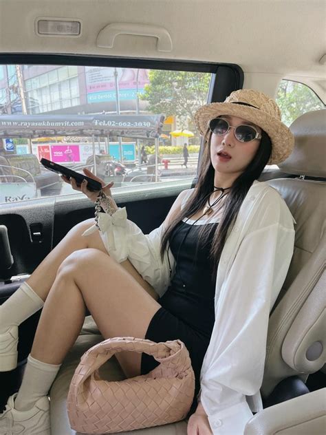 Chị gái hot girl hẹn hò với chồng cũ MC Mai Ngọc giờ ra sao