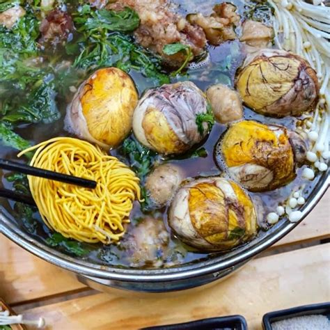 1 cách làm món lau hot vit lon đơn giản hướng dẫn từng bước