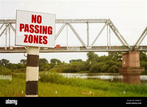 Nopassingzone hi-res stock photography and images - Alamy