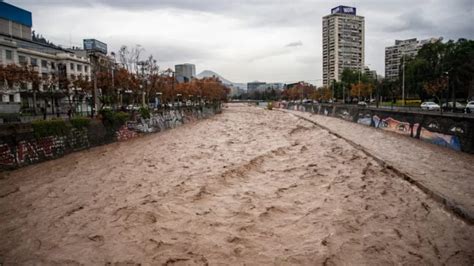 Sistema Frontal Aumento Del Caudal Del R O Mapocho Sorprende A Los