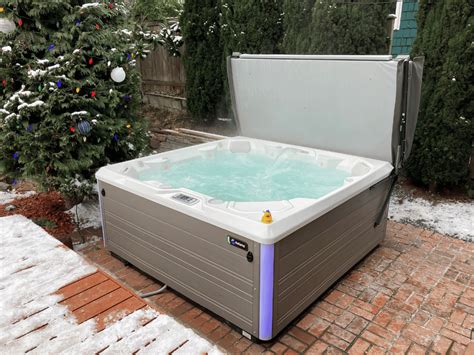 Hot Spring Flash Medina WA Olympic Hot Tub
