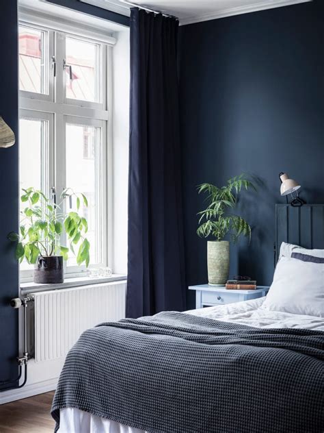 Bedroom in deep blue - COCO LAPINE DESIGNCOCO LAPINE DESIGN