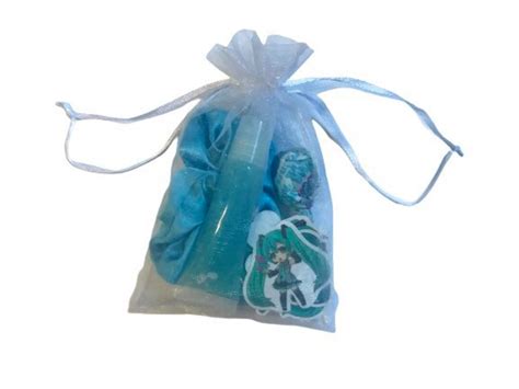 Hatsune Mikus Lipgloss Bundle Etsy