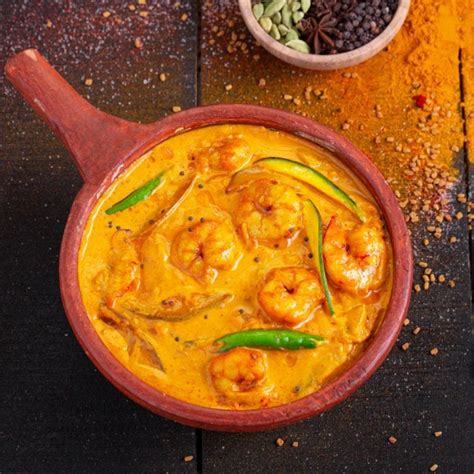 Bengali Chingri Macher Malaikari | Bengali Prawn Malai Curry