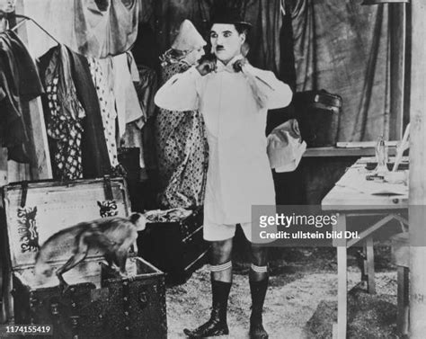 56 Charlie Chaplin The Circus (1928) Stock Photos, High-Res Pictures ...