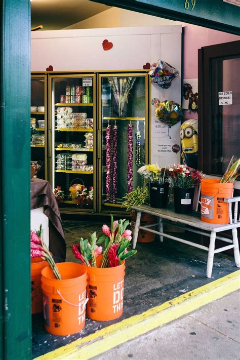 Lei and Flower shop in Oahu downtown Honolulu | Oahu, North shore oahu ...