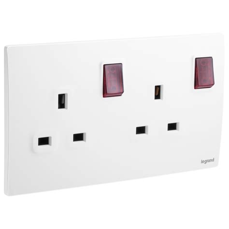 Mallia Senses Gang Bs Switched Socket Outlet Double Pole With Led