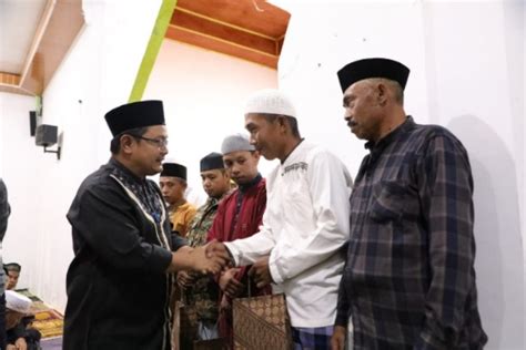 Awali Safari Ramadhan Di Masjid Nurul Huda Ulu Ere Pj Bupati Bantaeng