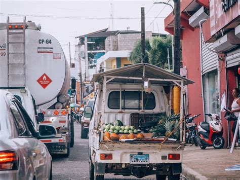 Tips on renting a car and driving in Dominican Republic: it’s actually