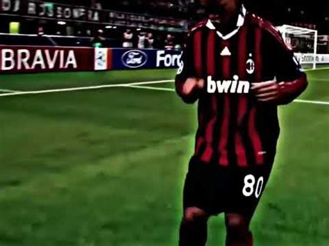 Ronaldinho skill - YouTube