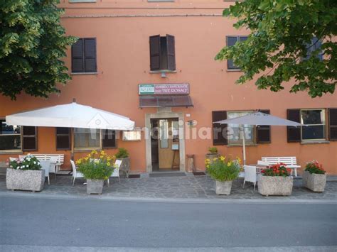 Albergo Piazza Martiri D Ungheria 10 Bardi Rif 104529365