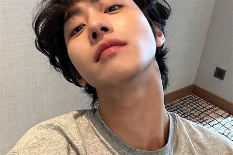 Pin De Damaris Martinez Em Ahn Hyo Seop Celebridades Masculinas