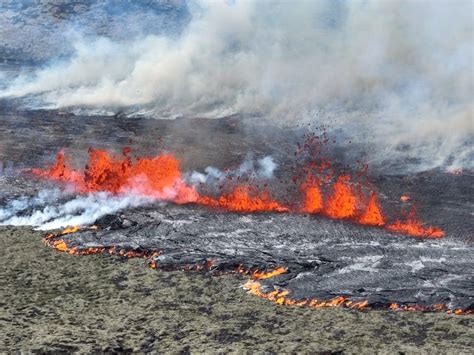 Icelandic Volcano Erupts Near Capital Tuoi Tre News