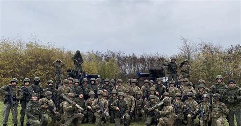 Kosova Army and US Forces during joint training [2048x1073] : r ...