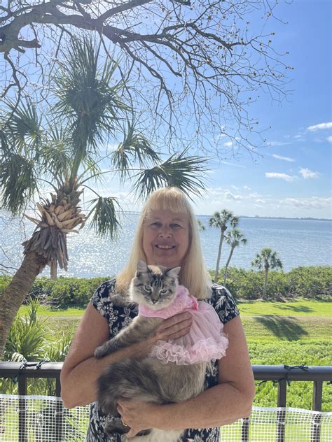Pet Moms - Best Friends Pet Care: Dog Boarding, Dog Daycare & Grooming