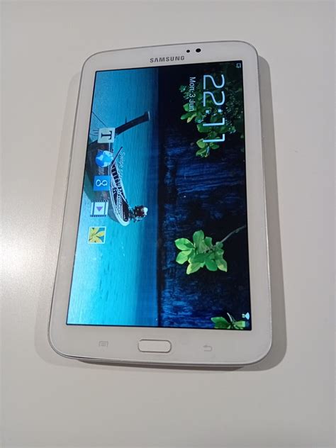 Samsung Galaxy Tab Sm T Gb Wi Fi In White Ebay