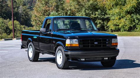 1995 Ford F150 SVT Lightning Pickup for Sale at Auction - Mecum Auctions