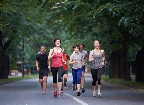 Cómo entrenar para una carrera de 10 km una guía para principiantes