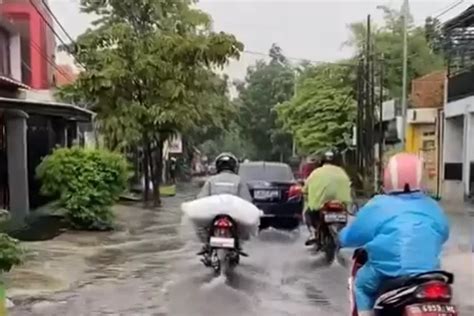 Catat Ini Daerah Rawan Banjir Di Bandung Saat Musim Hujan Bandung