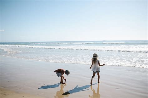 NSW : DARLINGTON BEACH - Practising Simplicity