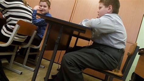 Кресло для ученика старших классов - фото