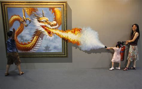 Incredible 3D optical-illusion paintings