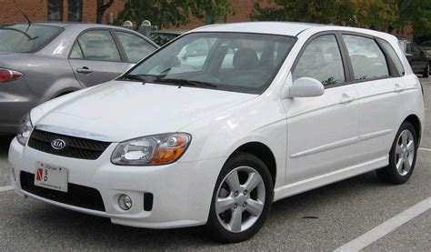 2009 Kia Spectra - Information and photos - MOMENTcar