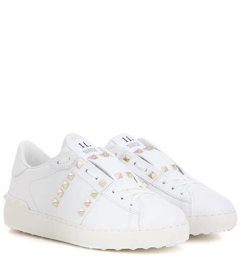 Valentino Rockstud Untitled Leather Sneakers in White,Gold (White) - Lyst