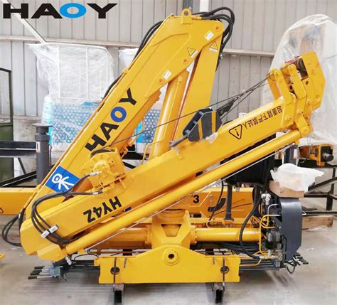 4 Ton Knuckle Boom Self Loader Truck Mounted Crane Heavy Duty Truck