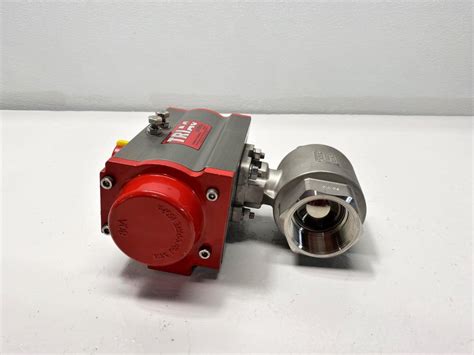 Triac 2 NPT 316SS Actuated Ball Valve 22TX2002R3SBX 1000 WOG 2R80SR