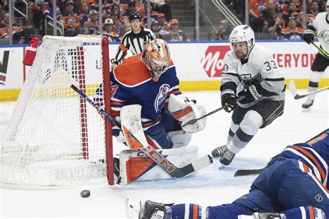 Anze Kopitar S Overtime Goal Secures A 5 4 Victory For The Los Angeles