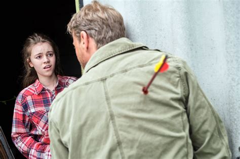 Lotta Sturm Wandert Aus Abschied Von Laurena Lehrich Offizieller