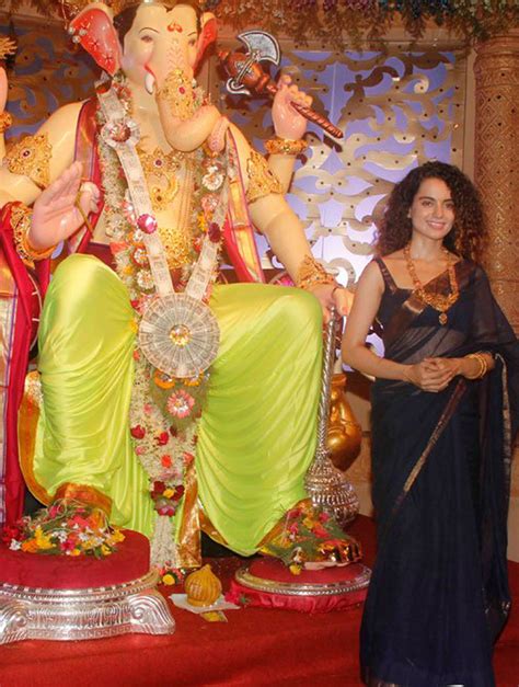 Ganesh Chaturthi 2018 Bollywood Celebrities Performs Prayer