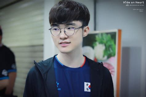 Pin By Sam On Skt T1 Faker Sk Telecom Lol No Worries