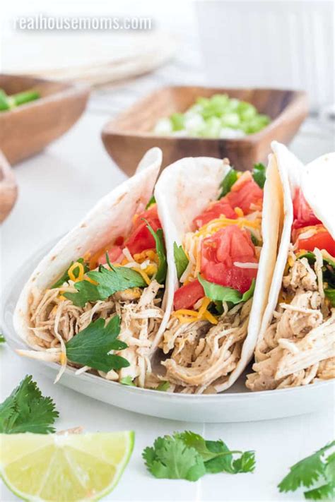 Super Easy Slow Cooker Chicken Tacos ⋆ Real Housemoms