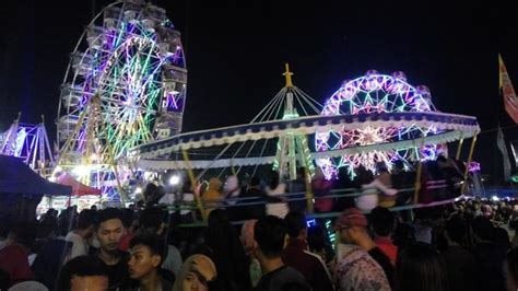 Detik Detik Terbaliknya Kabin Wahana Bianglala Di Sekaten Yogyakarta