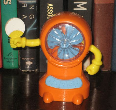 Percys Fast Food Toy Stories Fanning Fan Air Toy Mcd