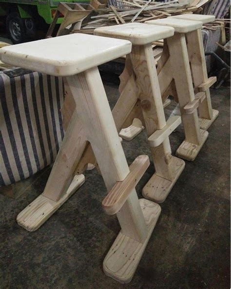 Diy Pete Bar Stool Plans - Remodelaholic | DIY Bar Stools with Metal ...