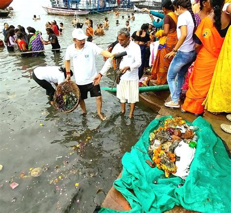 वैशाख पूर्णिमा के स्नान पर्व पर नमामि गंगे ने चलाया स्वच्छता अभियान गंगा को स्वच्छ रखने का