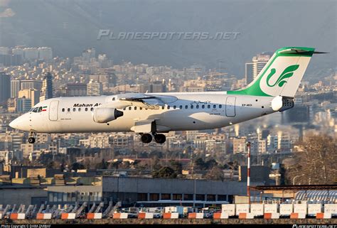 EP MOI Mahan Air British Aerospace Avro RJ100 Photo By DARA ZARBAF ID