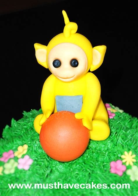 Teletubbies Cake - CakeCentral.com