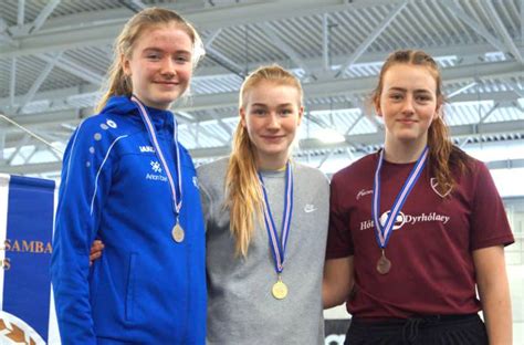 Sex HSK met og tvö mótsmet á MÍ 15 22 ára sunnlenska is