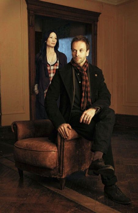 Sherlock Holmes In New York: CBS Previews Elementary