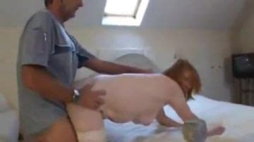 Rijpe Britse Rijdt De Lul Van Een Willekeurige Kerel PORN