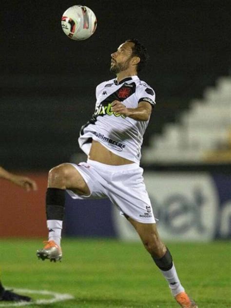 Vasco tem 17 jogadores em reta final de contrato Vasco Notícias